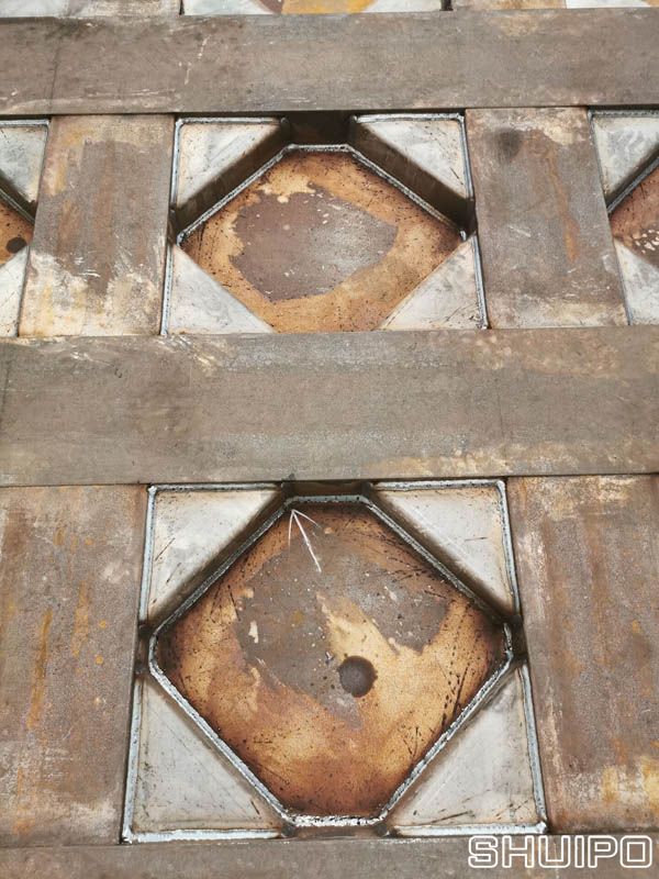 廂板智能焊接機(jī)器人焊接效果(重汽現(xiàn)場) 廂板智能焊接機(jī)器人焊接效果(重汽現(xiàn)場)